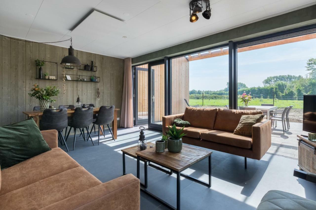 Welcome In - Vakantiehuis 6 En 12 Personen, Vroondijk In เฟราเวนโปลเดอร์ ภายนอก รูปภาพ