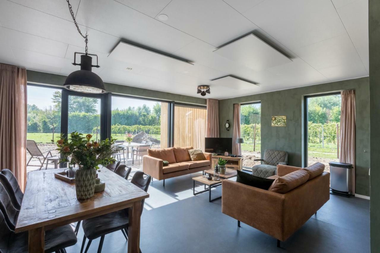 Welcome In - Vakantiehuis 6 En 12 Personen, Vroondijk In เฟราเวนโปลเดอร์ ภายนอก รูปภาพ